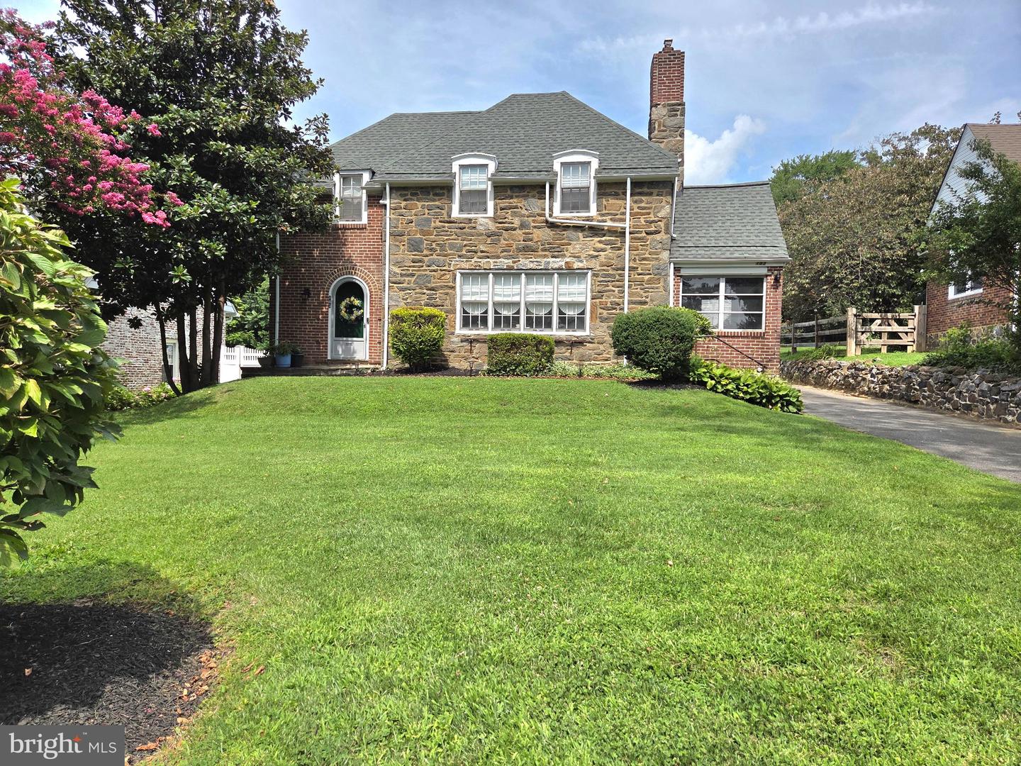 183 BRANDYWINE BLVD Property Photo 1