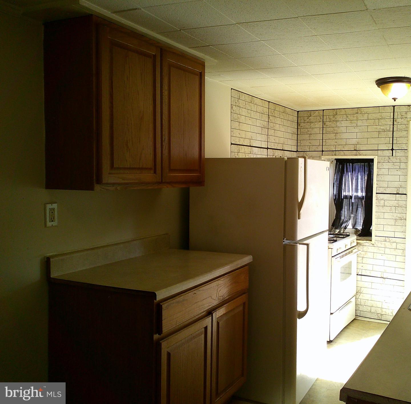 309 Cedar St Property Photo 4
