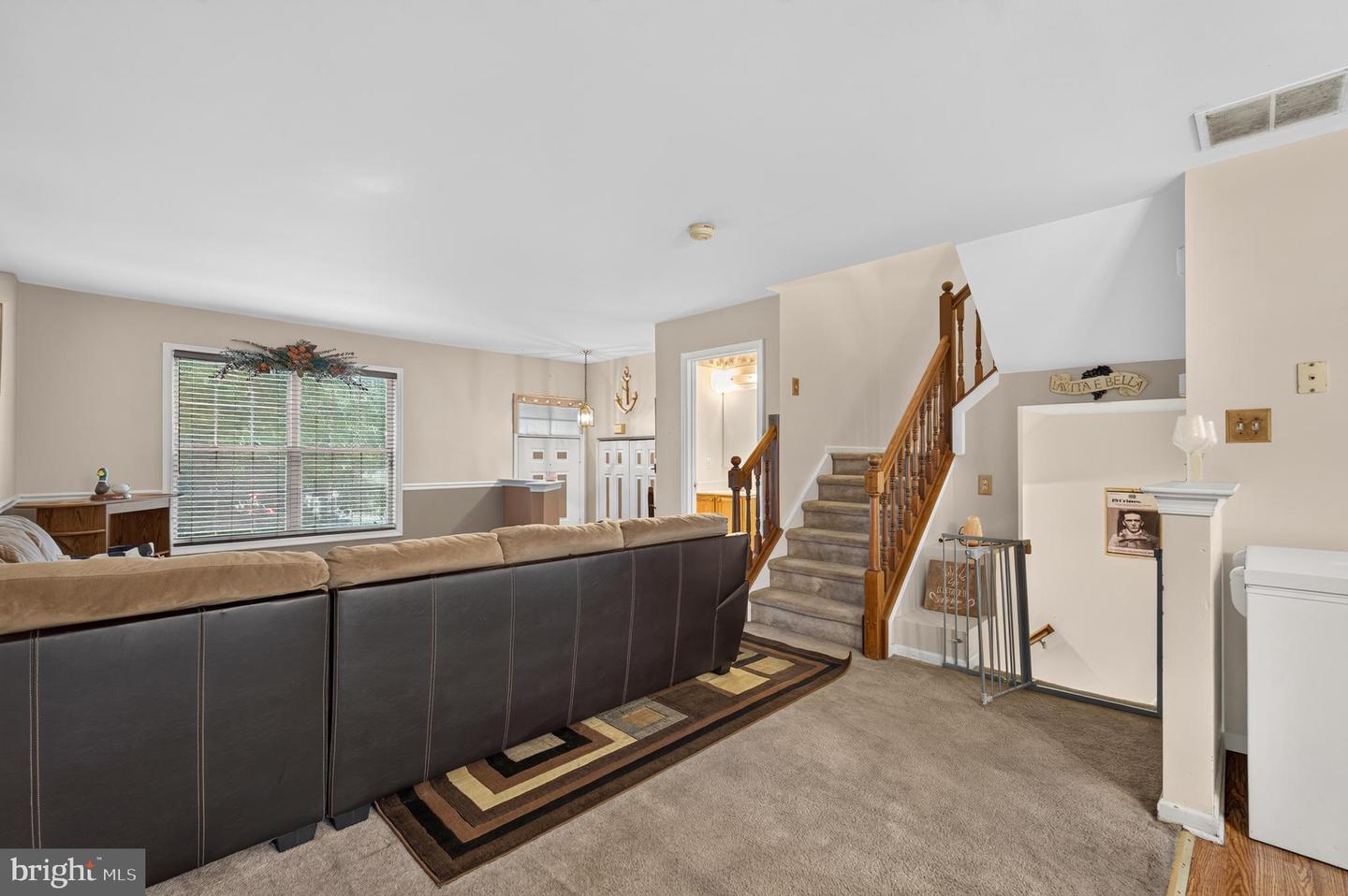 4 Versailles Ct Property Photo 13