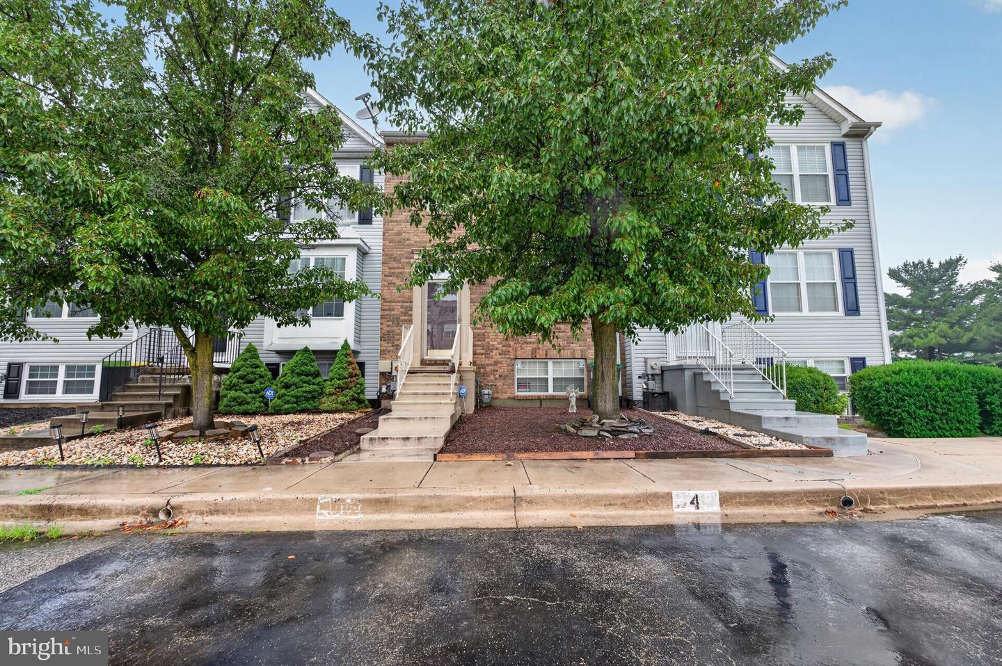 4 Versailles Ct Property Photo 31