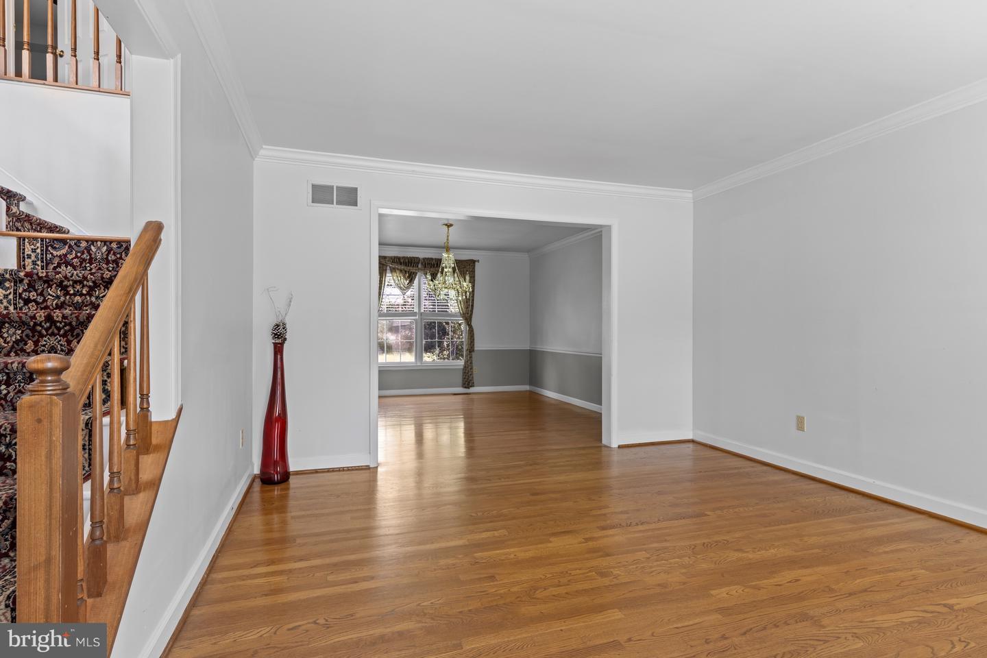 307 Blue Jay Dr Property Photo 6