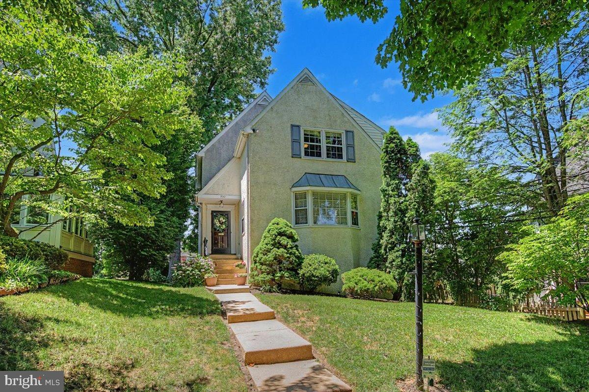 700 BLACKSHIRE RD Property Photo 1