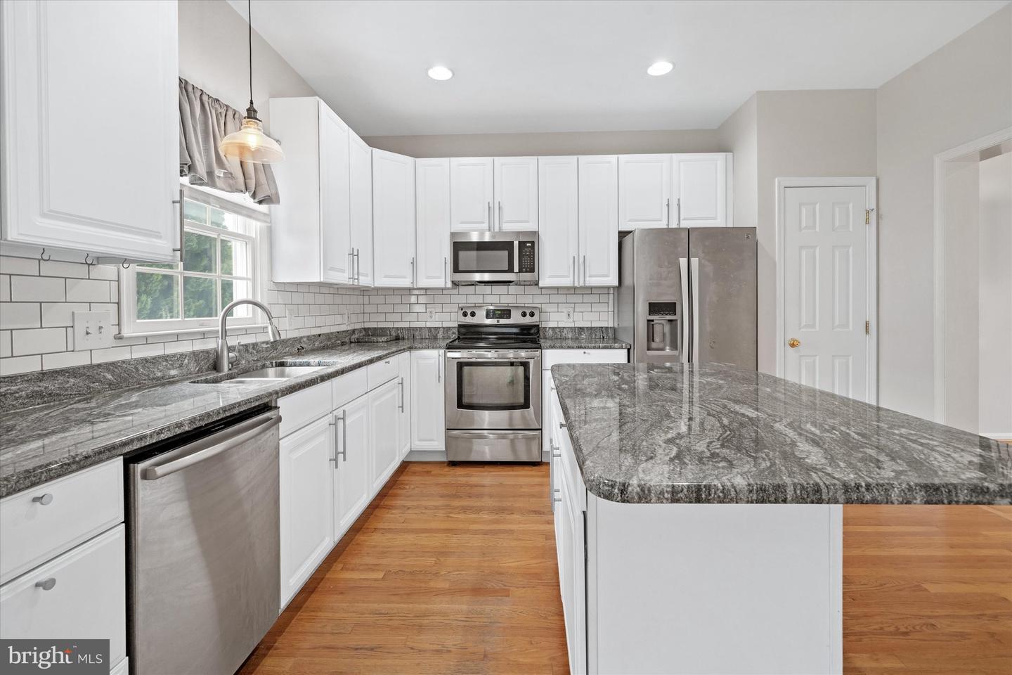 109 Marble House Dr Property Photo 10