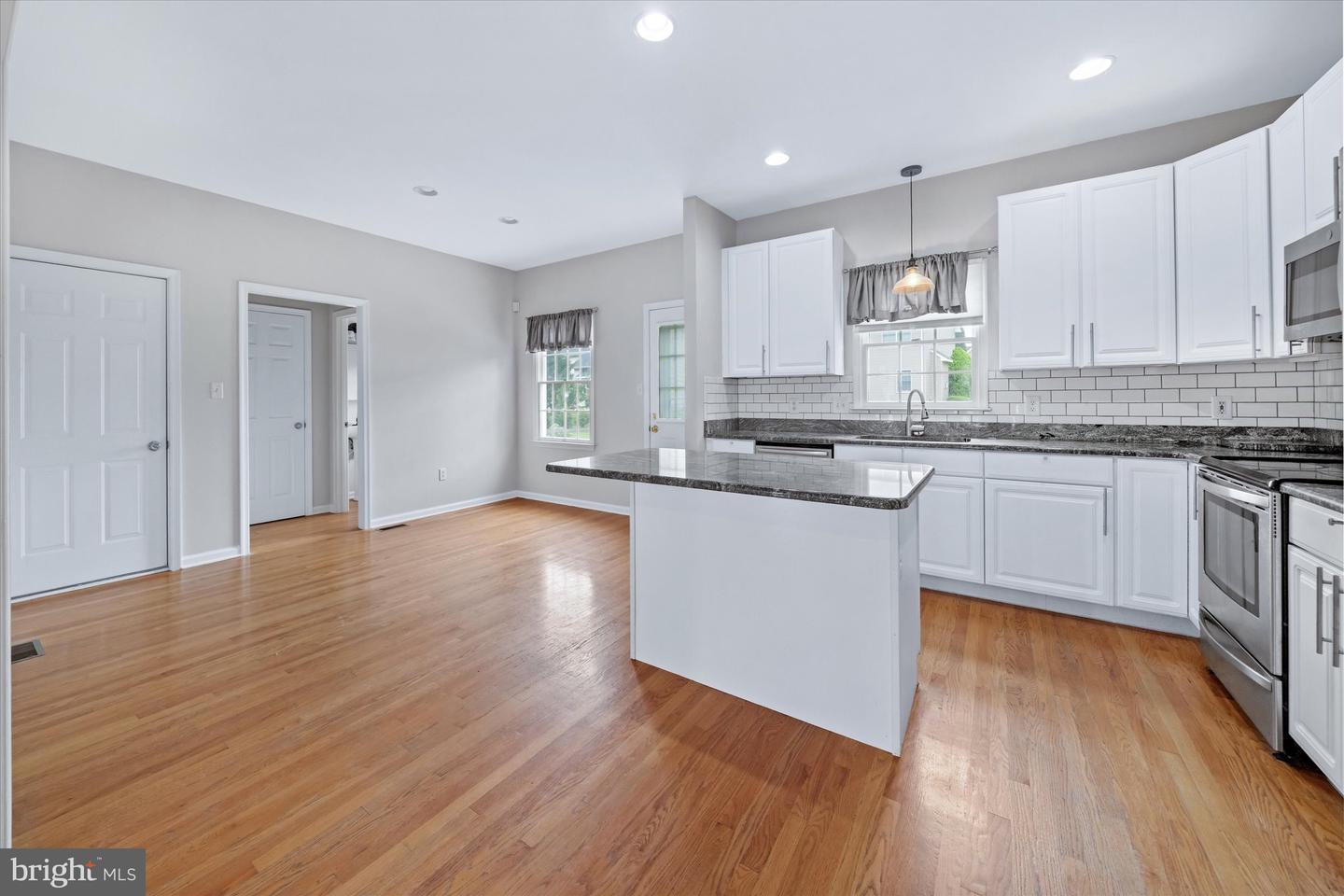 109 Marble House Dr Property Photo 12