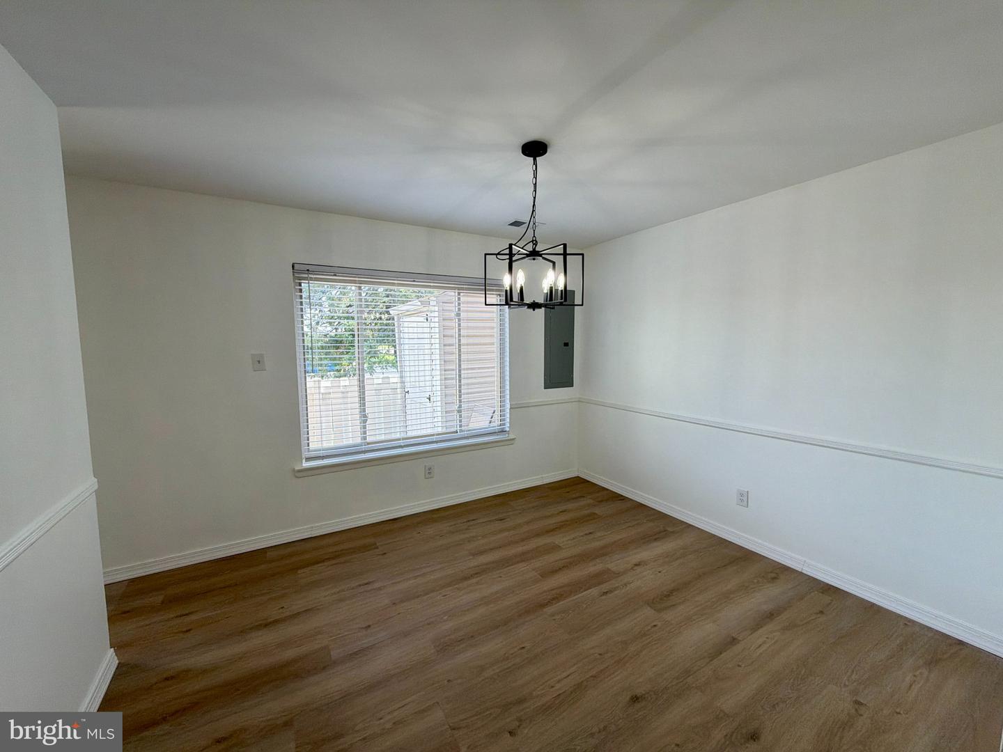 605 Cobble Creek Curv Property Photo 10