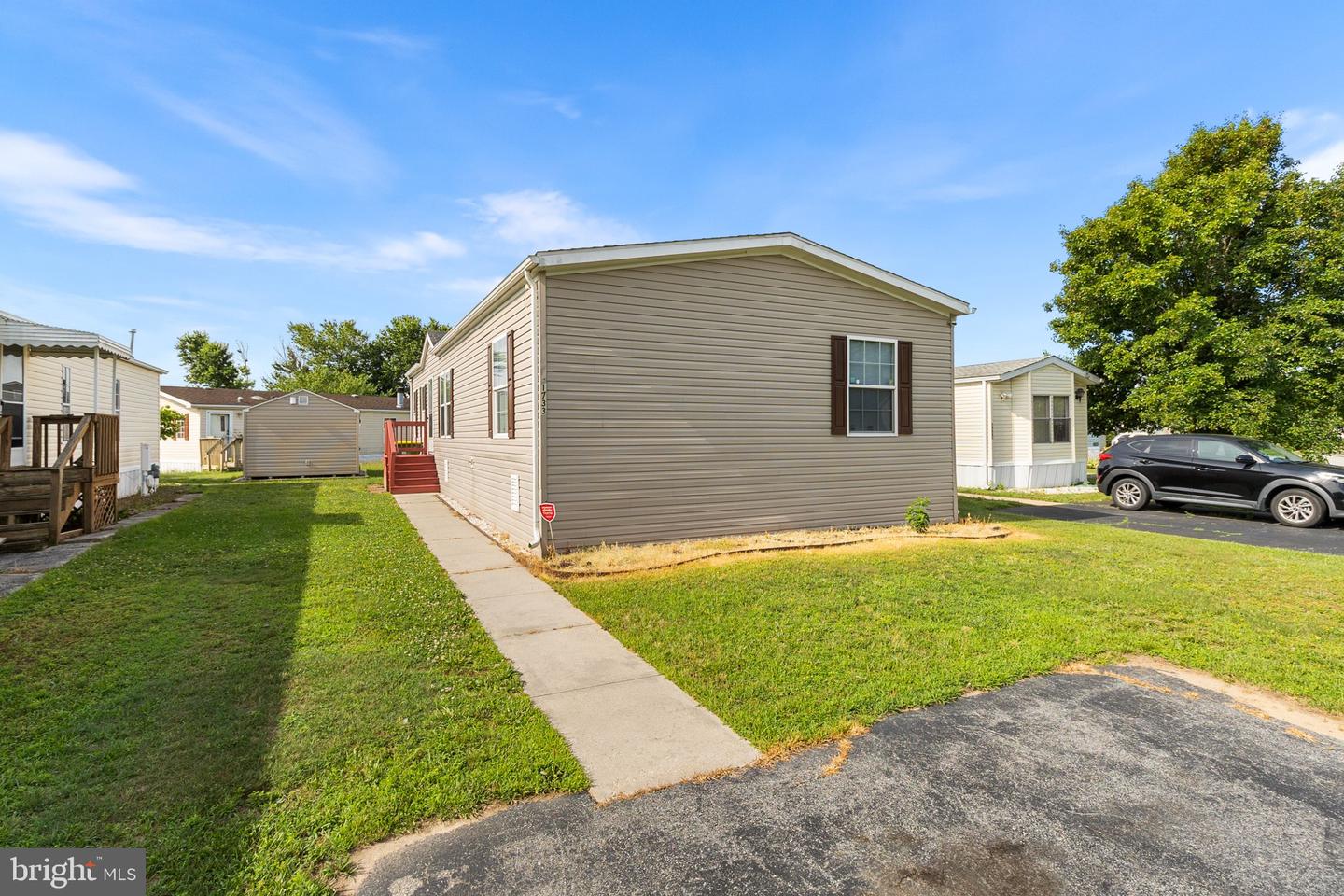 1733 Barbara Cir Property Photo 6