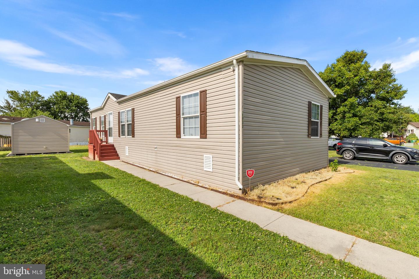 1733 Barbara Cir Property Photo 7