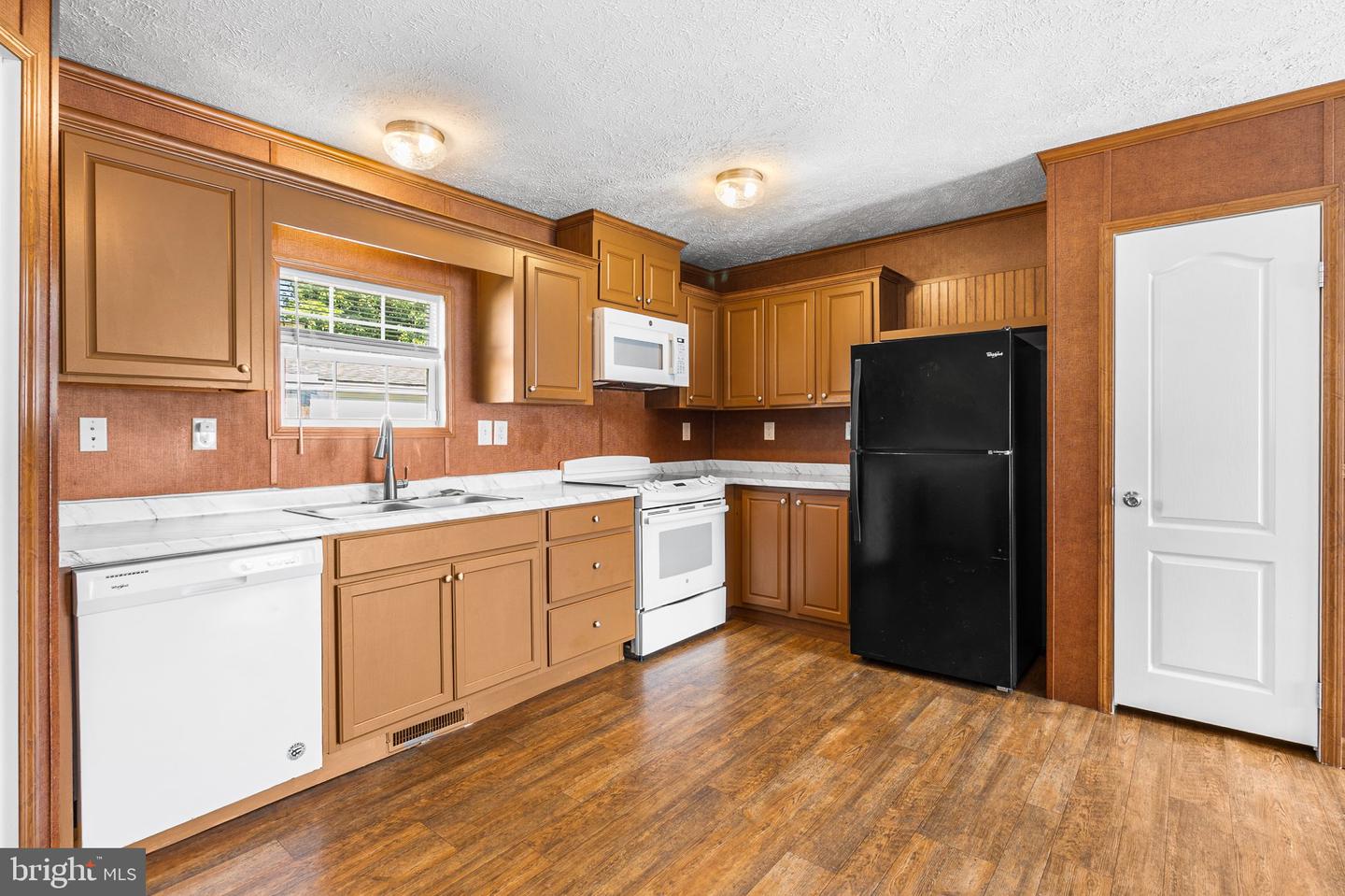 1733 Barbara Cir Property Photo 14