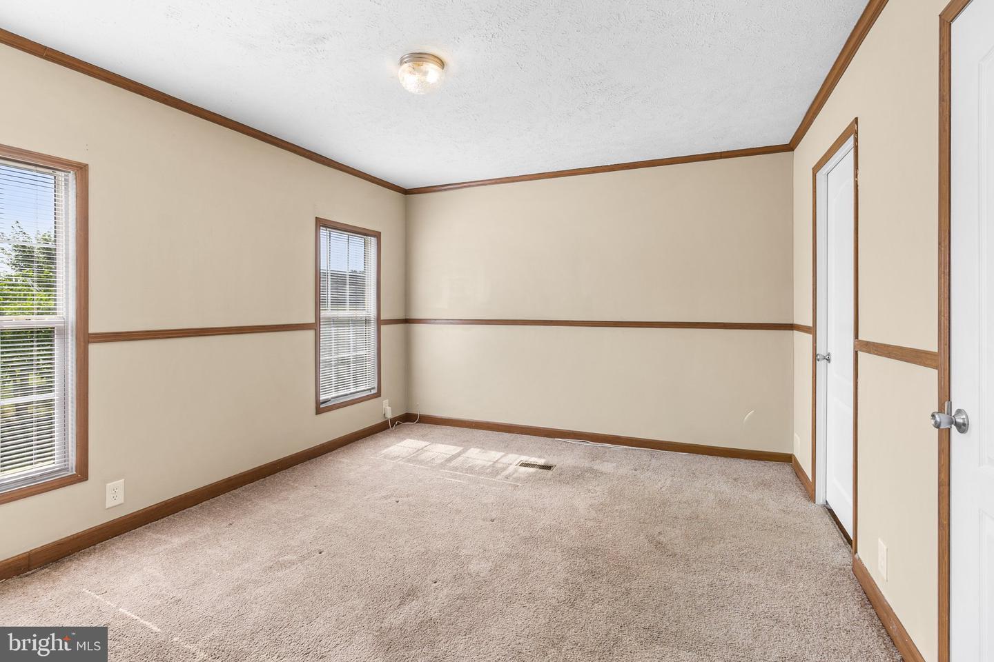 1733 Barbara Cir Property Photo 17