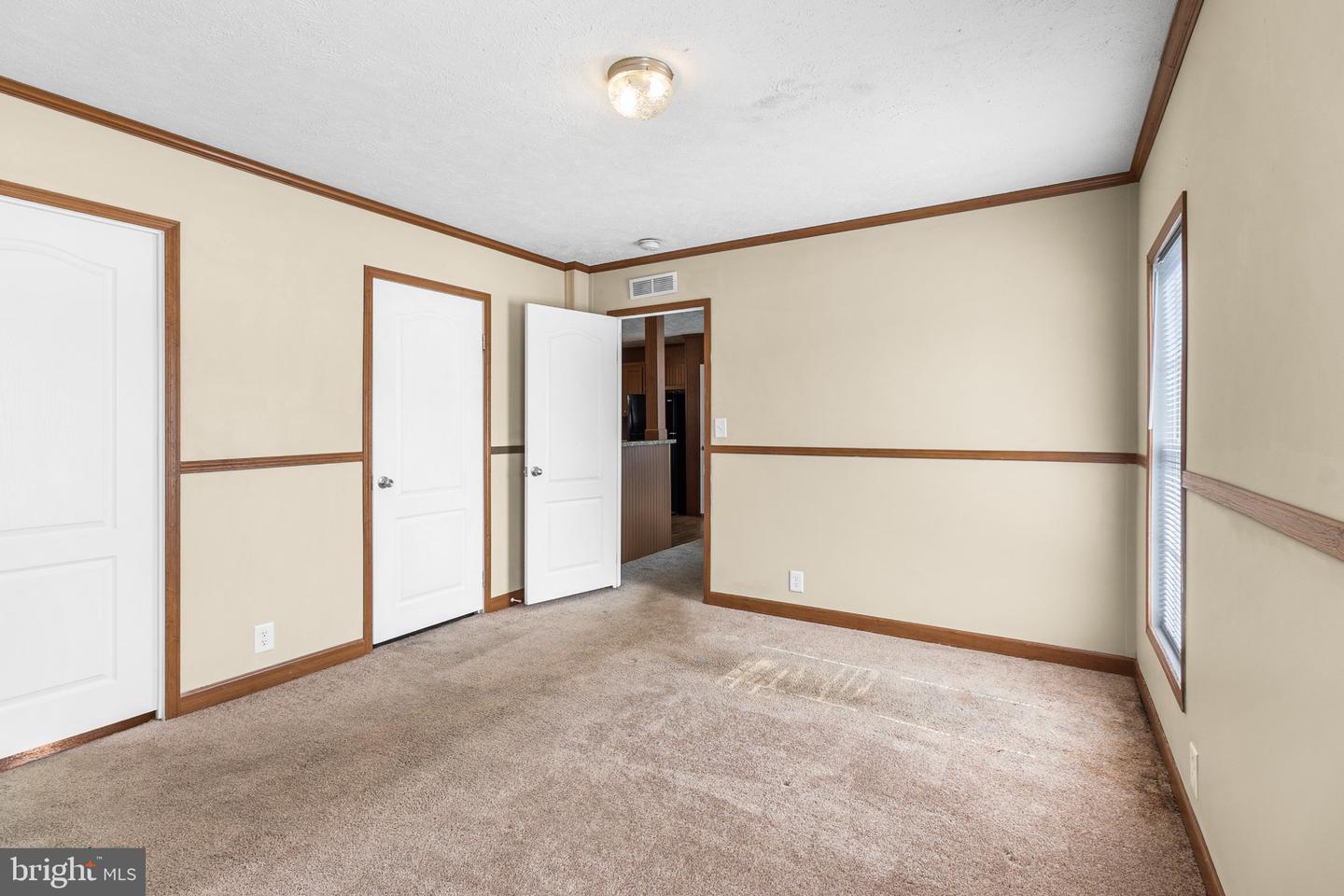 1733 Barbara Cir Property Photo 18
