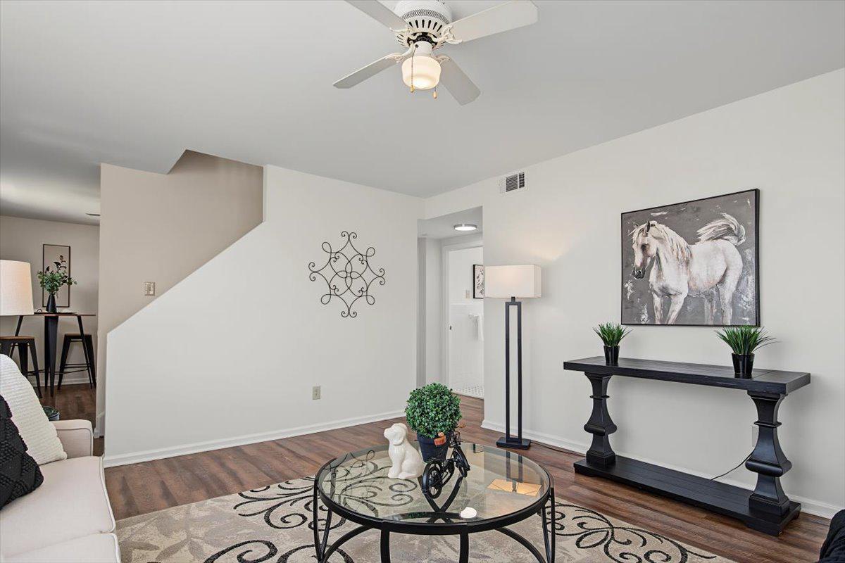 324 Olga Rd Property Photo 11