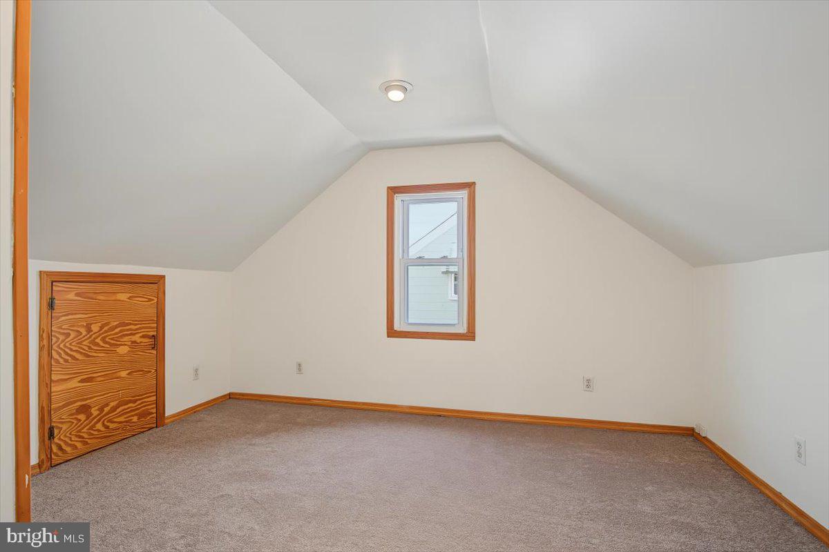 324 Olga Rd Property Photo 22