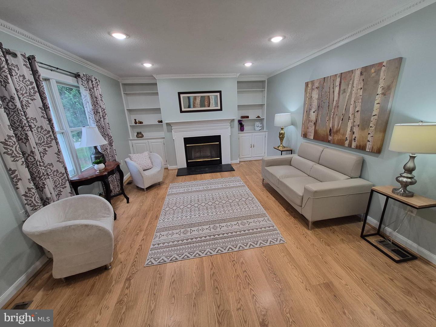 7 Roosevelt Ave Property Photo 1