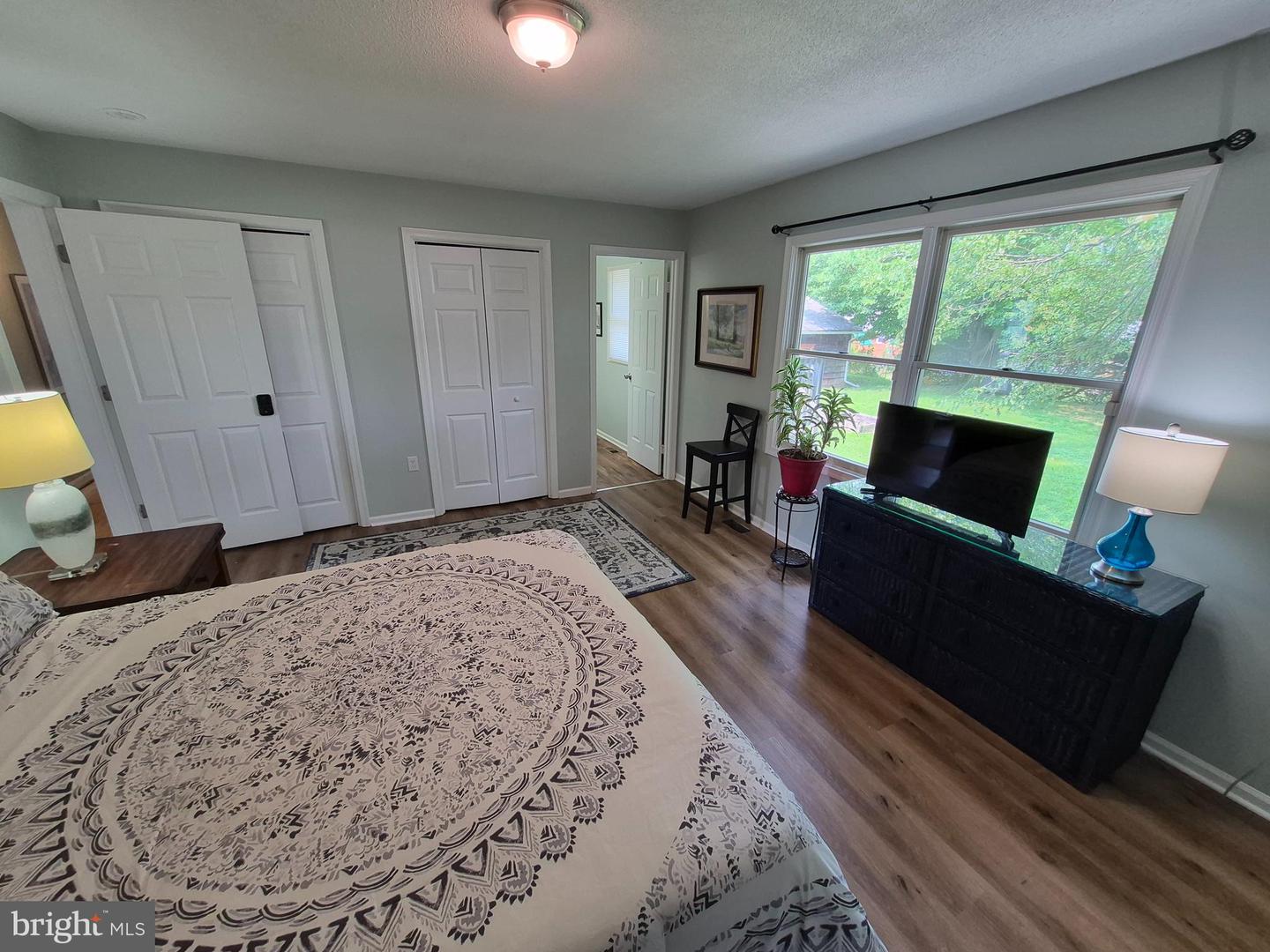 7 Roosevelt Ave Property Photo 6