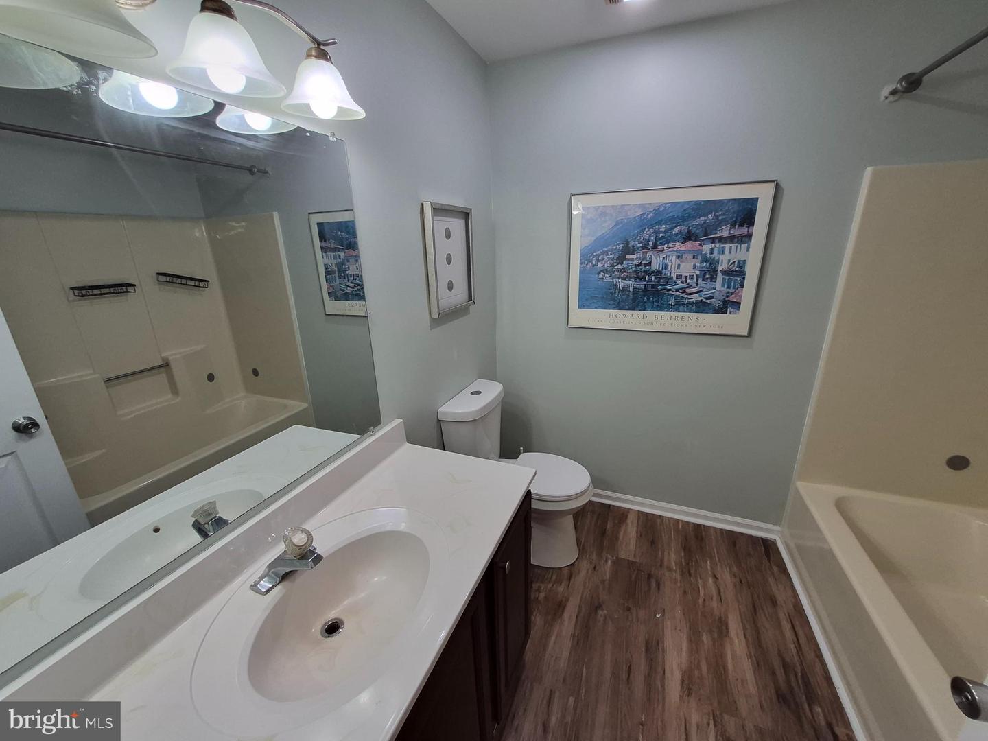 7 Roosevelt Ave Property Photo 11