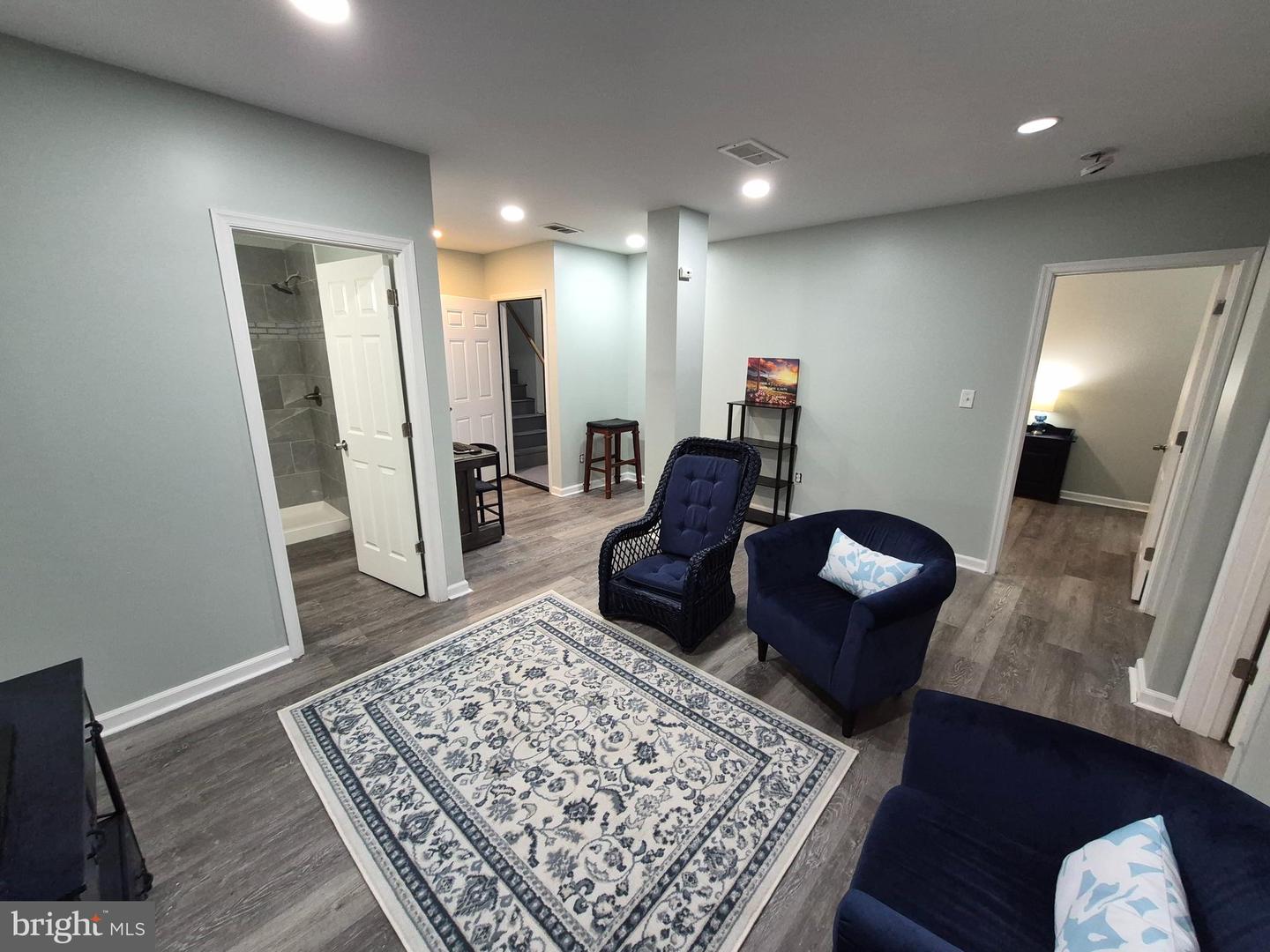 7 Roosevelt Ave Property Photo 16