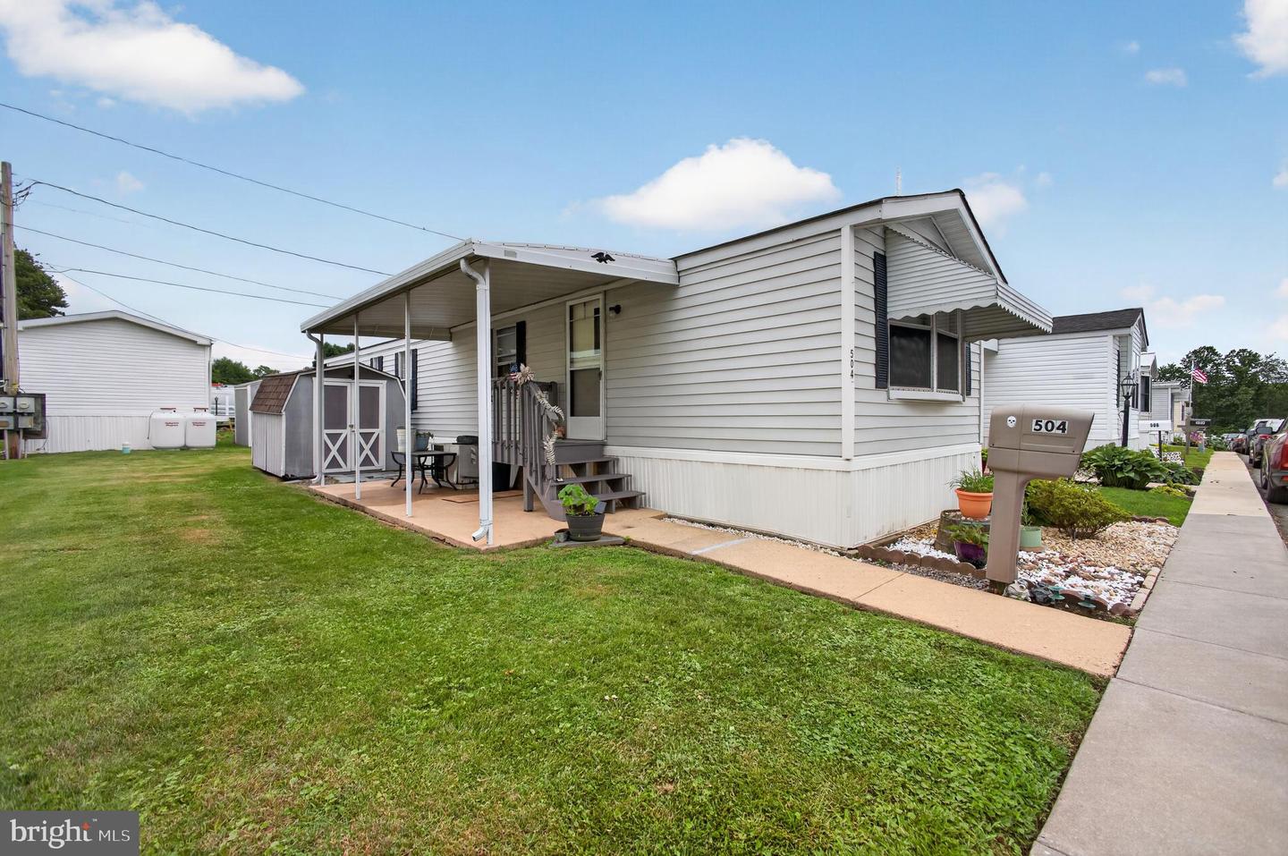 504 Canter Rd Property Photo 1