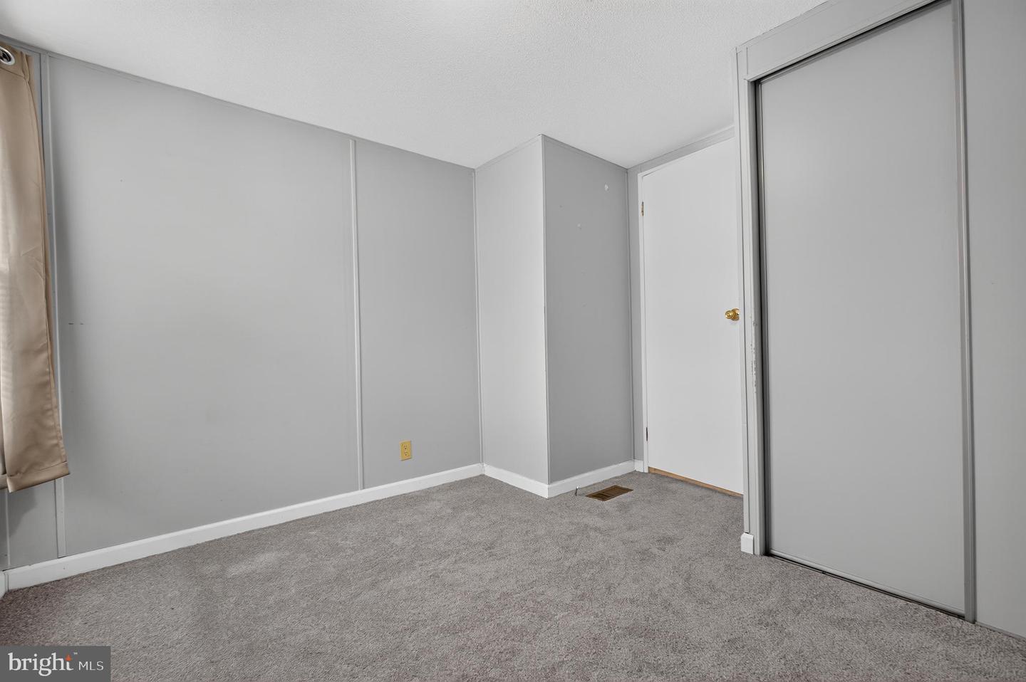 504 Canter Rd Property Photo 11