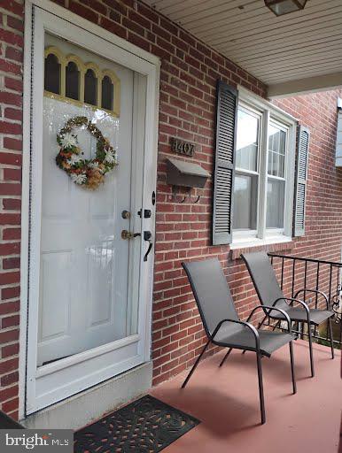 1407 BEECH ST Property Photo 1