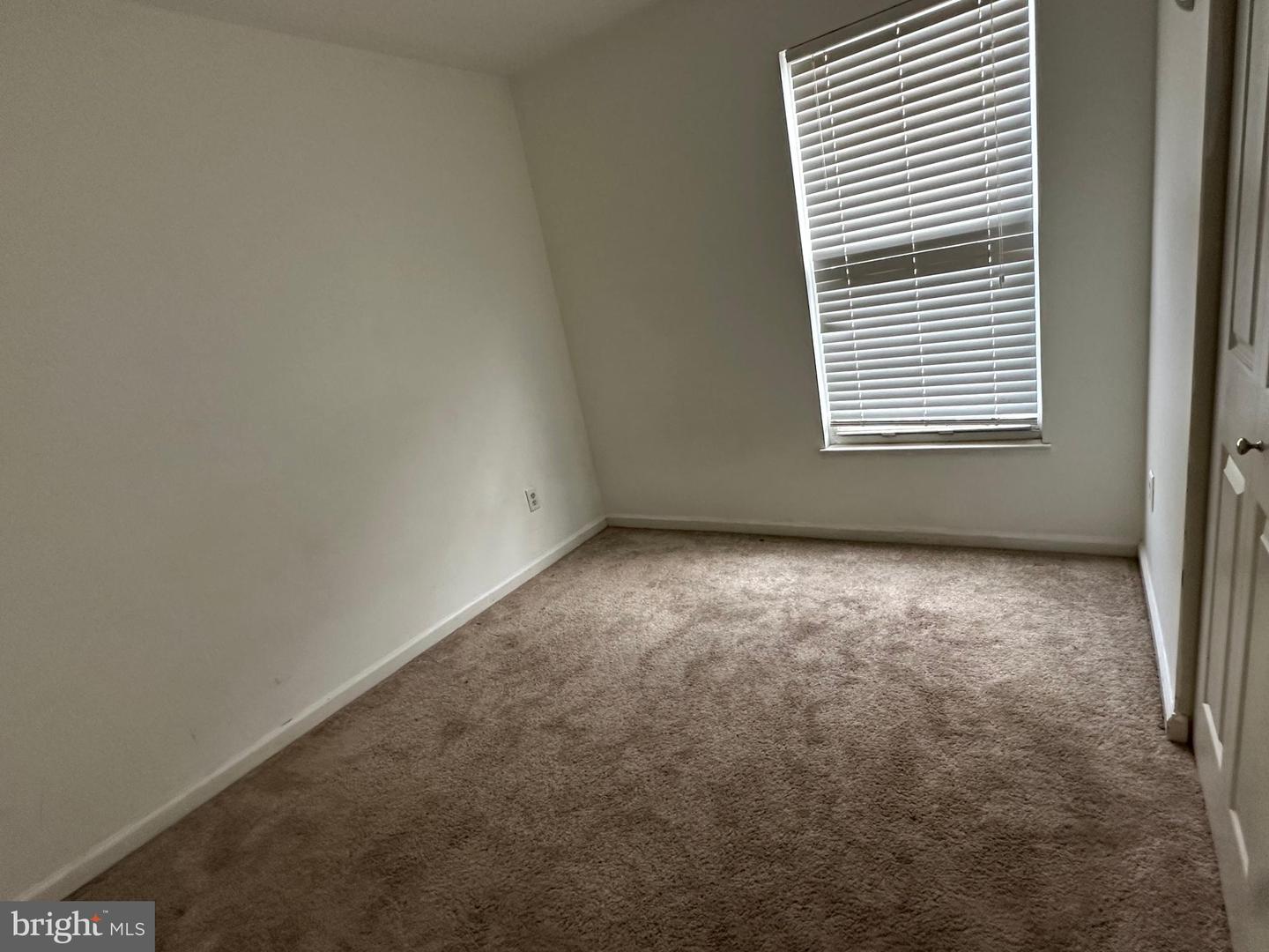 108 Steven Ln Property Photo 18