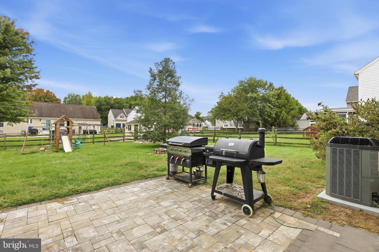 350 Sunnyside Ln Property Photo 10