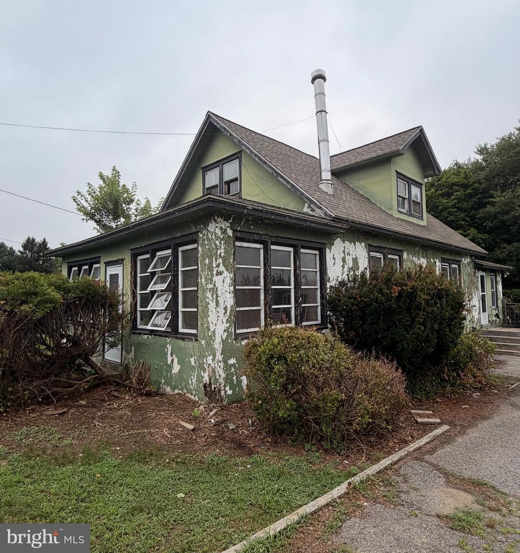 545 Walther Rd Property Photo 3