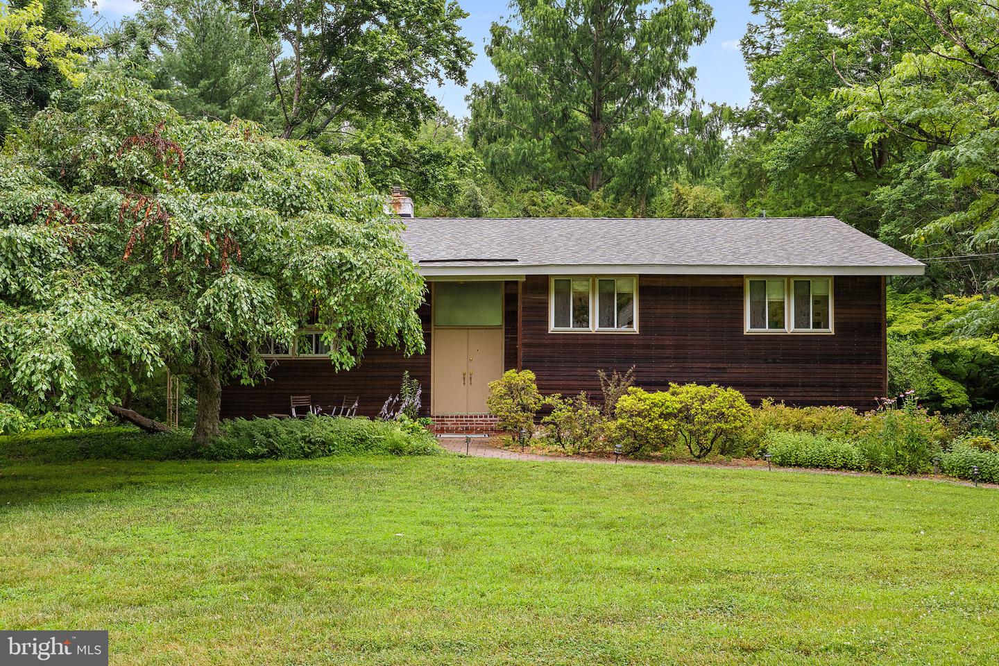 3307 Heritage Dr Property Photo 1