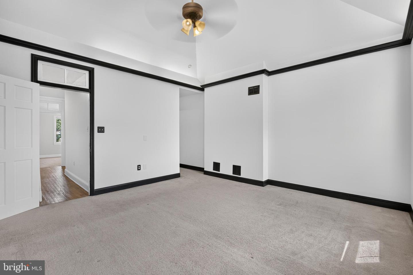 1222 N Tatnall St Property Photo 31