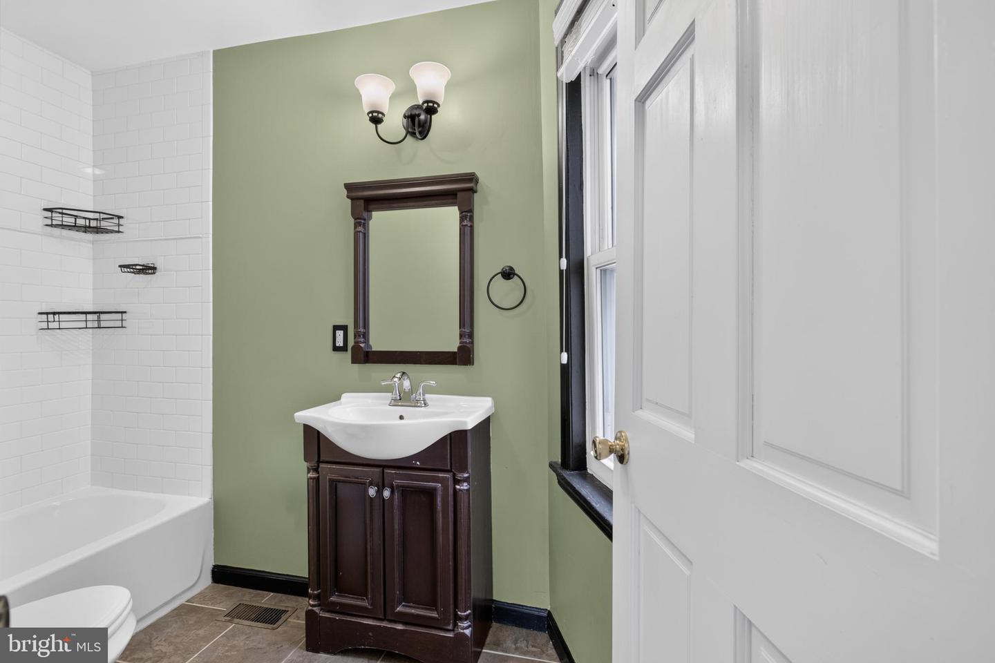 1222 N Tatnall St Property Photo 35