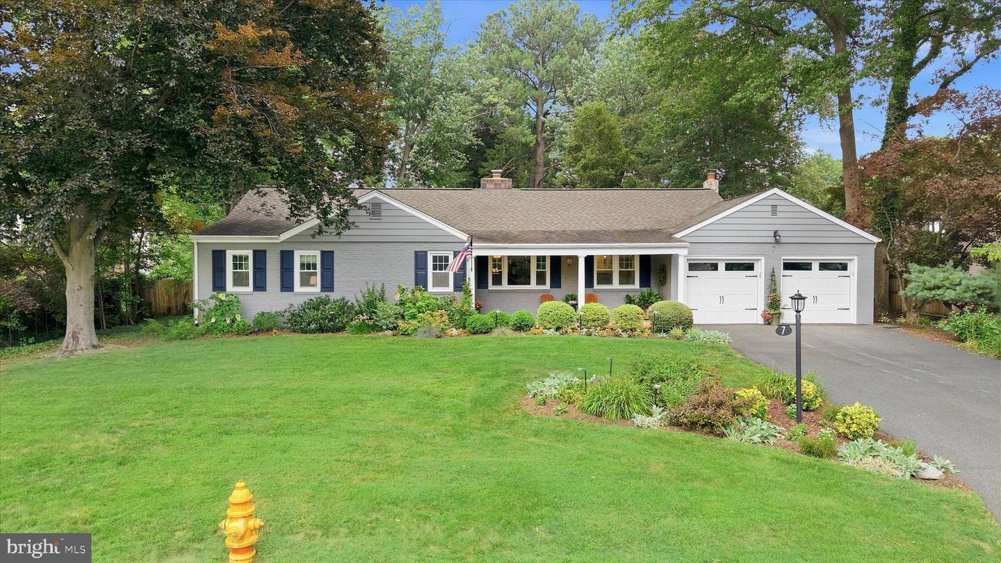 7 Westover Cir Property Photo 3