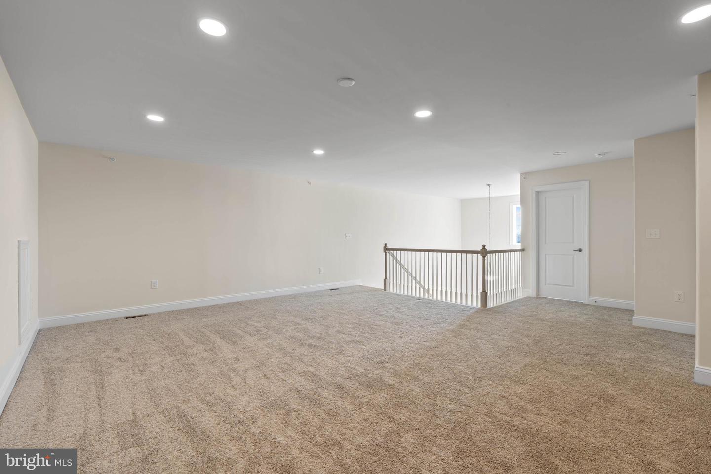 503 Leahy Dr Property Photo 21