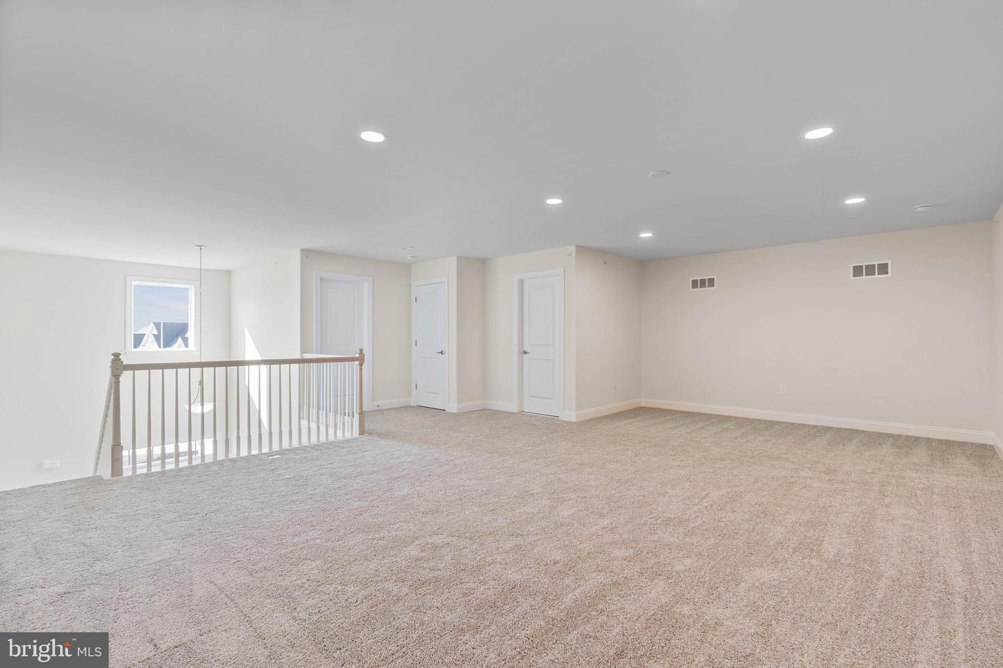 503 Leahy Dr Property Photo 22