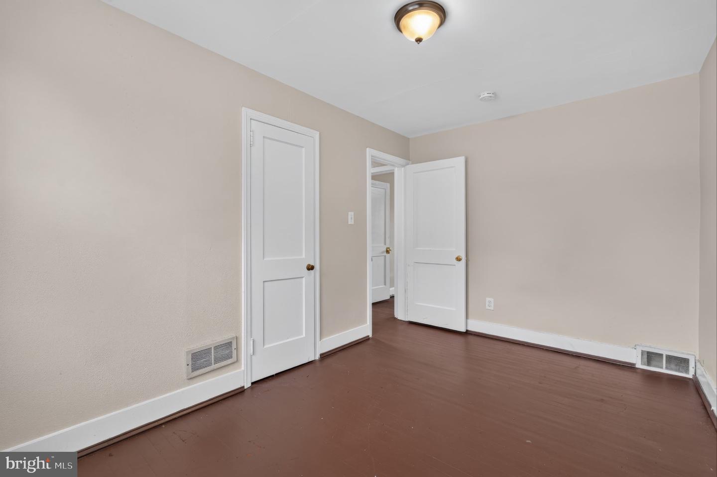 1007 S Grant Ave S Property Photo 15