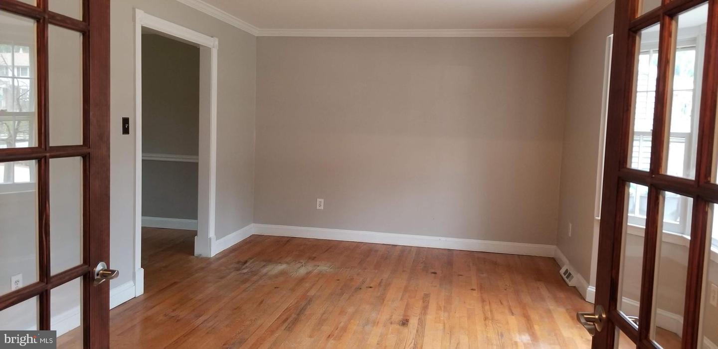 331 Ware Rd Property Photo 6