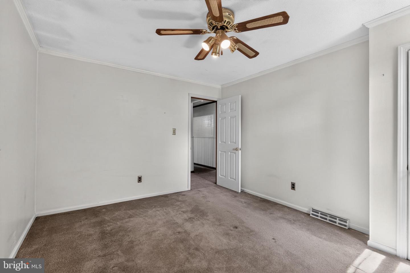 136 Kingston Dr Property Photo 20