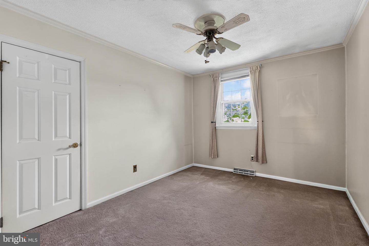 136 Kingston Dr Property Photo 26