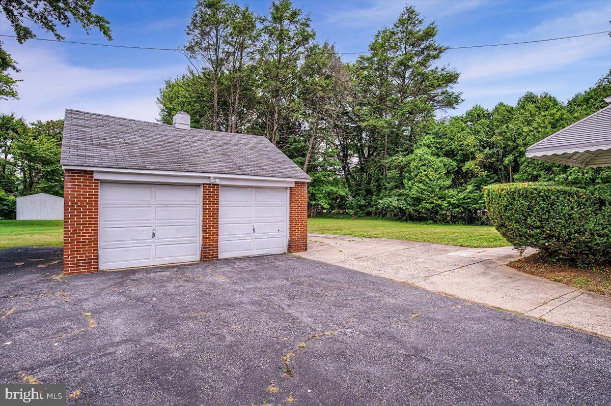 1405 Naamans Rd Property Photo 29