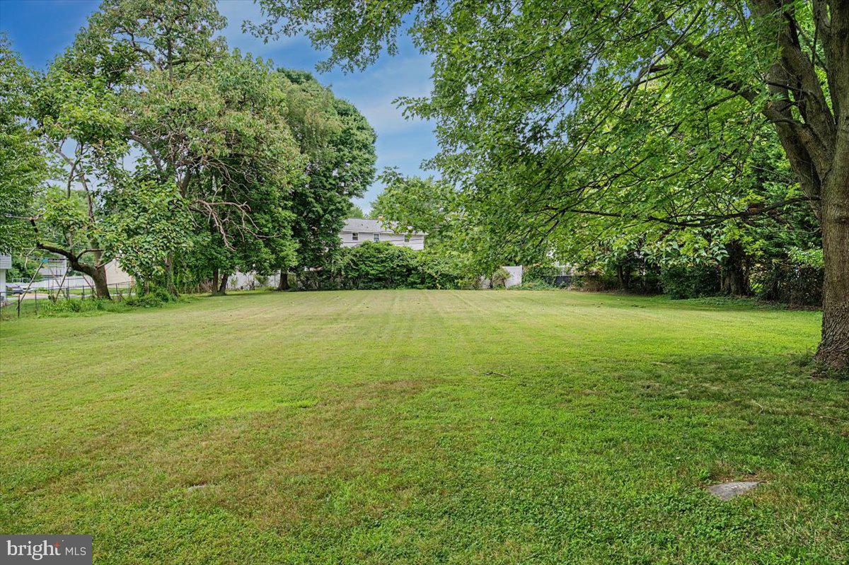 1405 Naamans Rd Property Photo 32