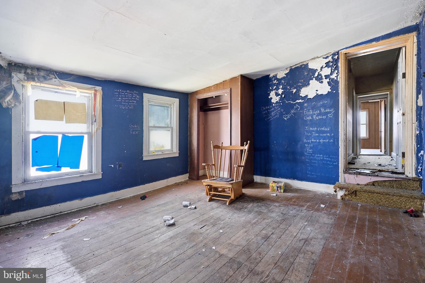 104 10th Property Photo 10