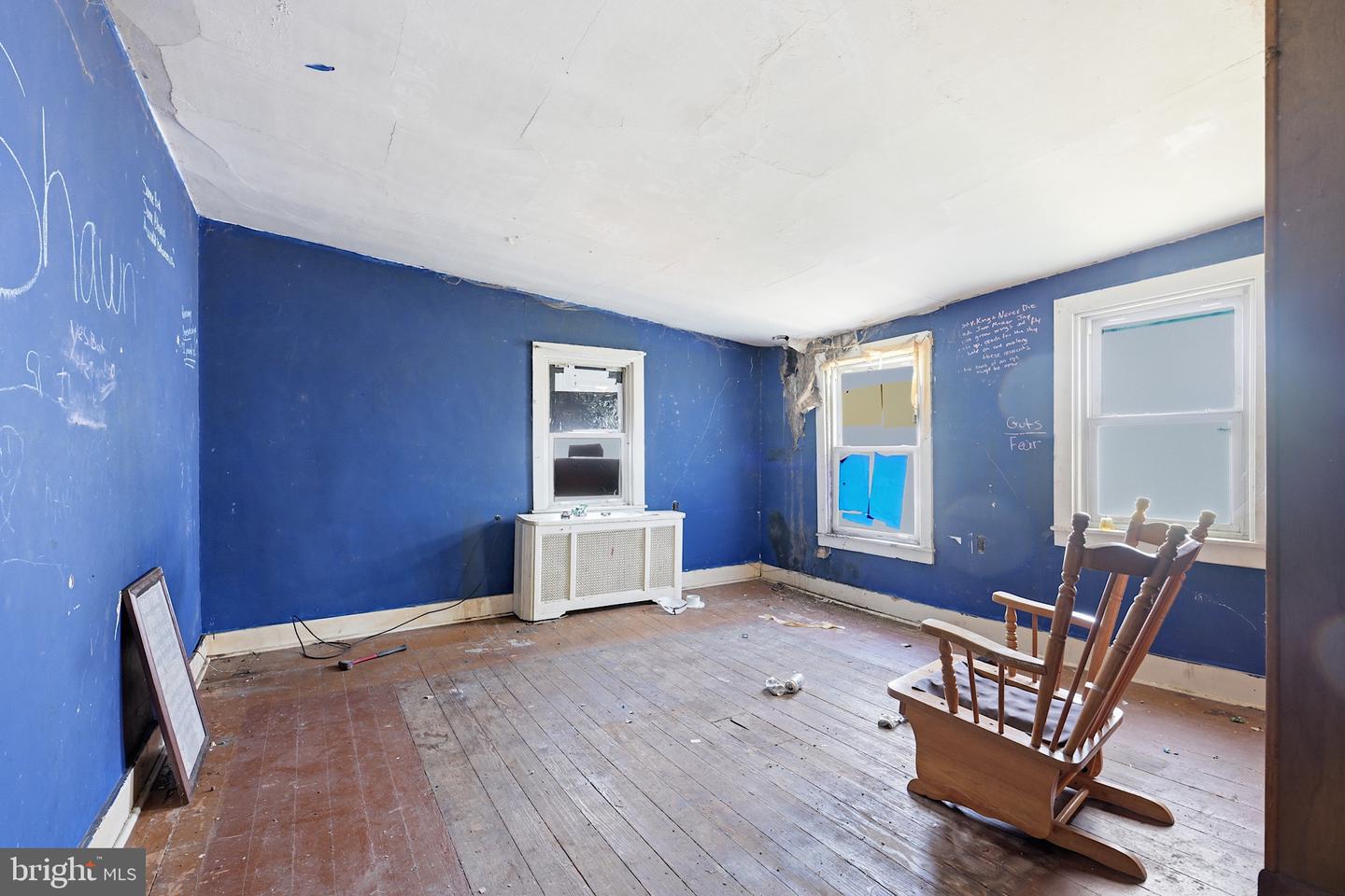 104 10th Property Photo 11
