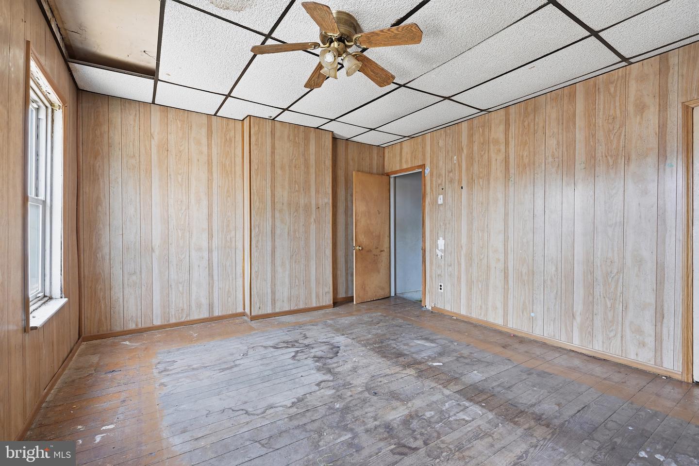 104 10th Property Photo 12