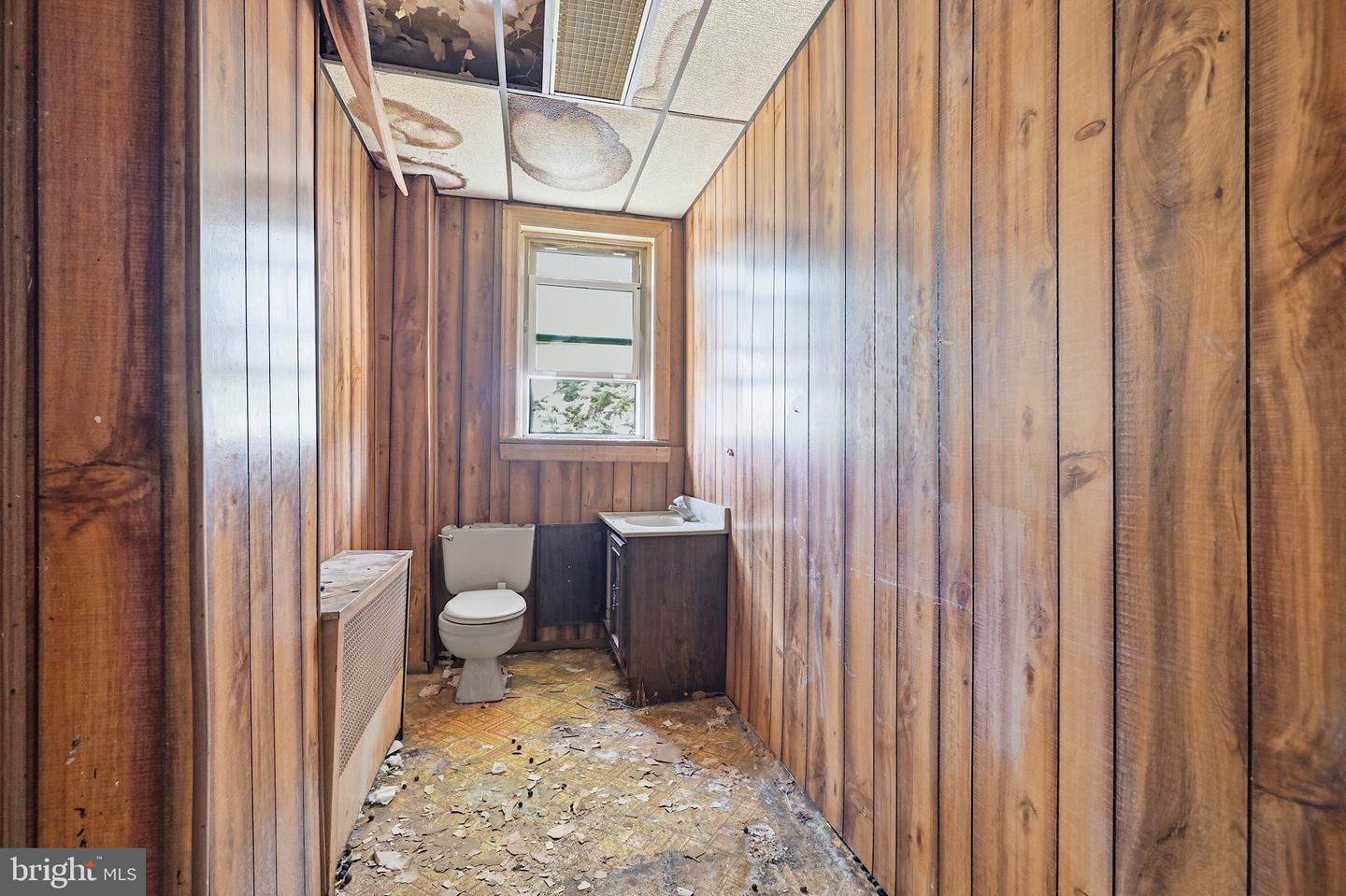 104 10th Property Photo 15