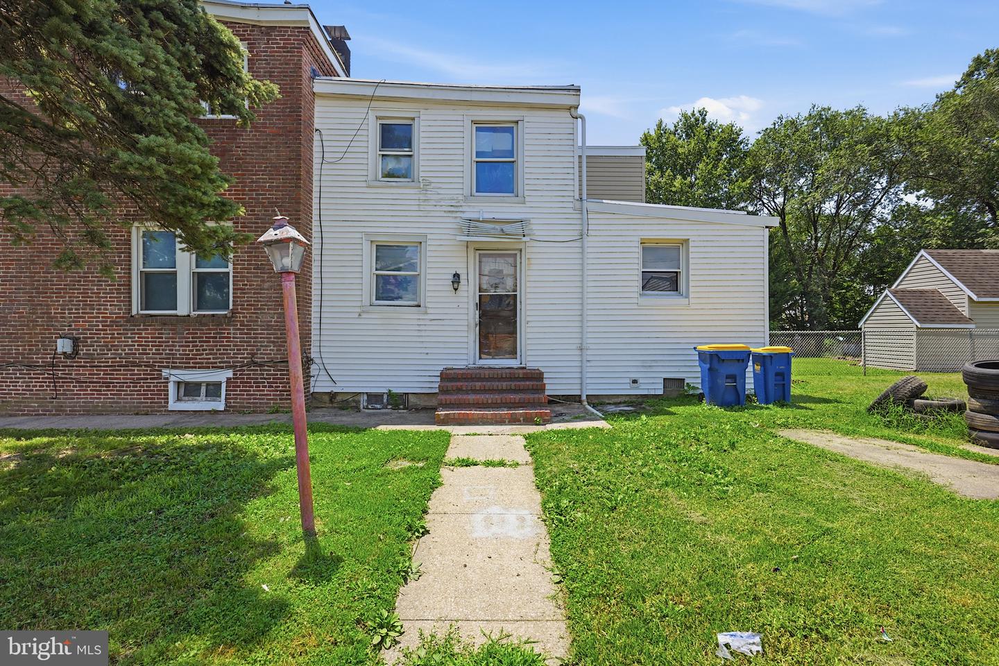 104 10th Property Photo 16
