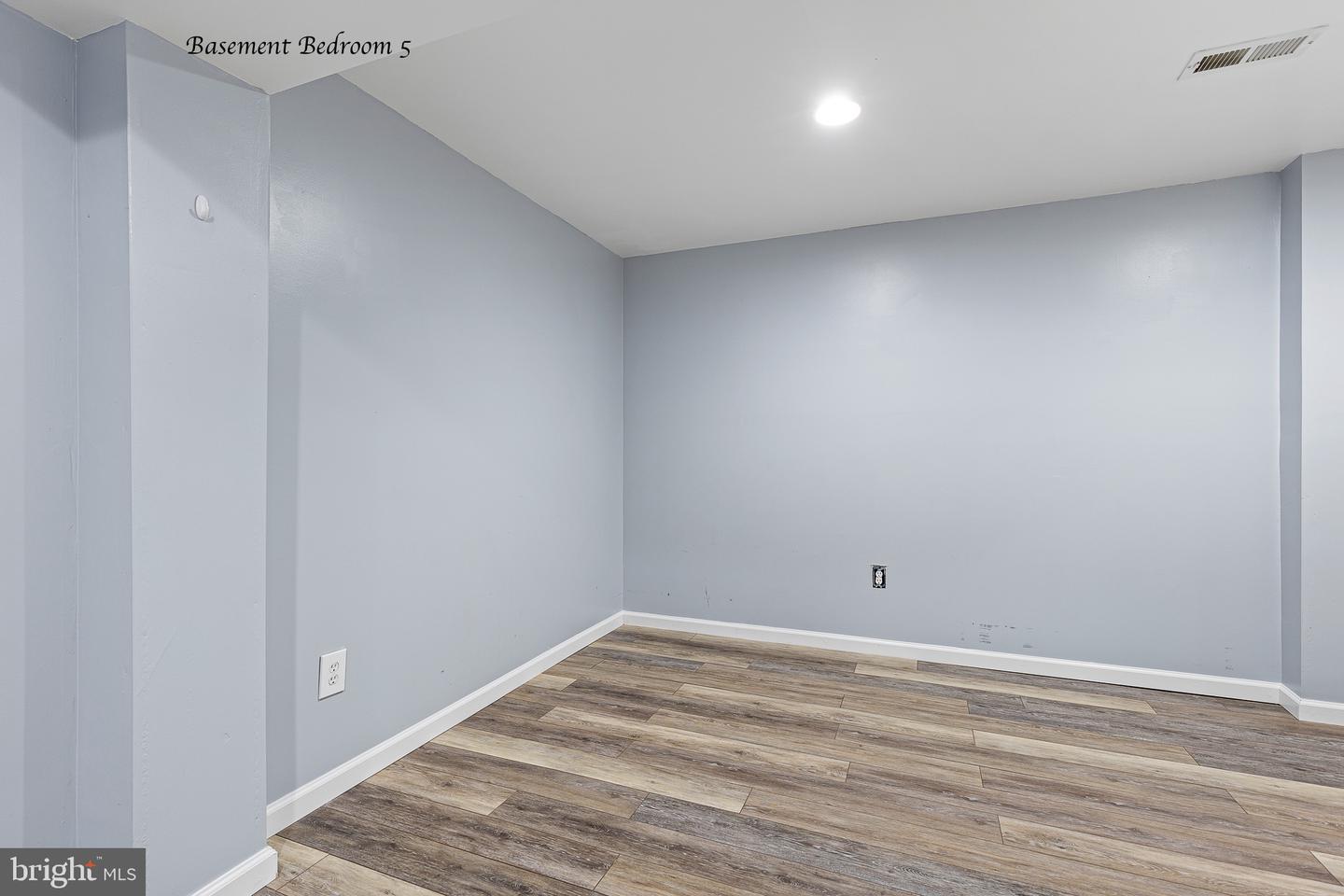 1124 E Founds St Property Photo 35