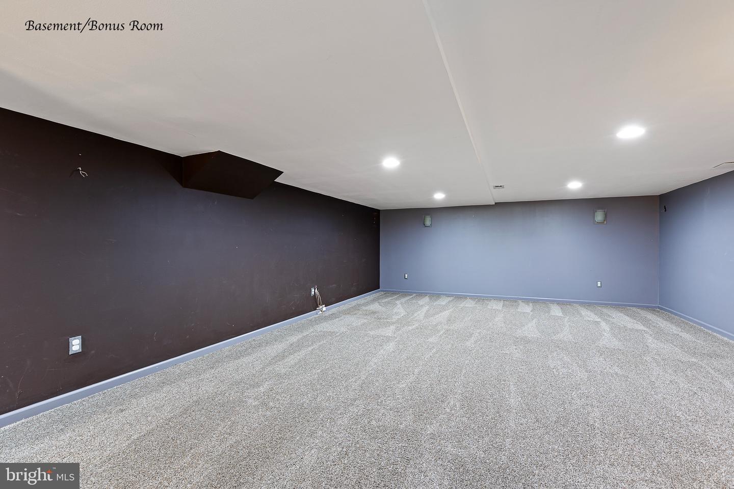 1124 E Founds St Property Photo 38