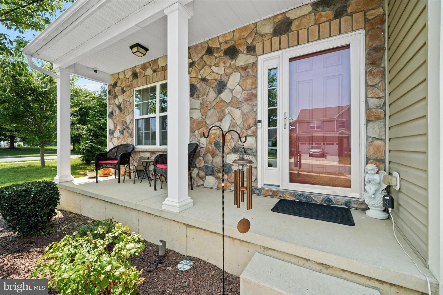 601 Yensid Dr Property Photo 12