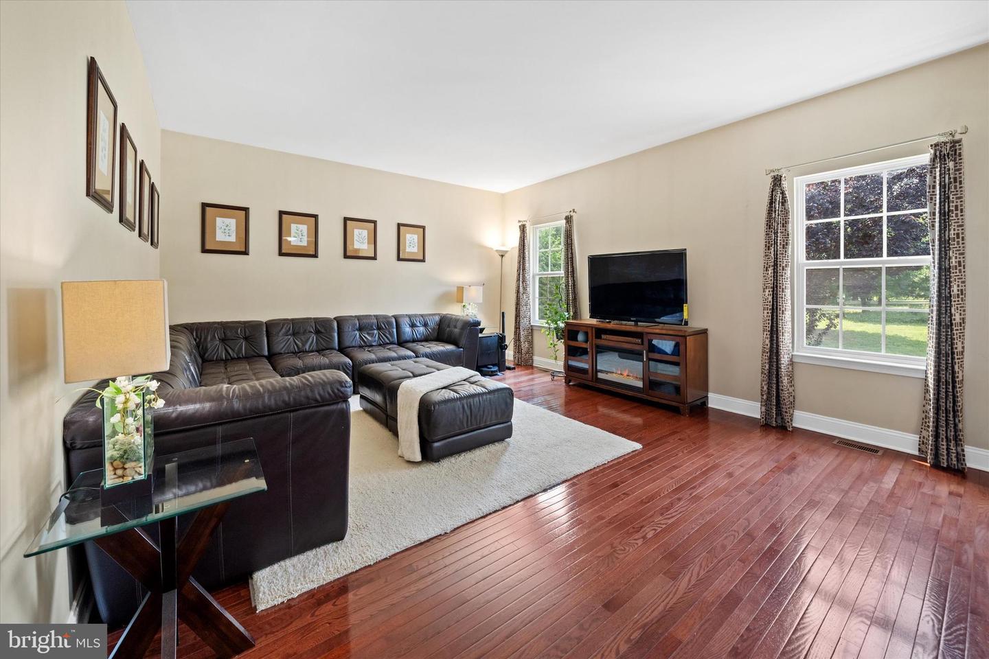 601 Yensid Dr Property Photo 27