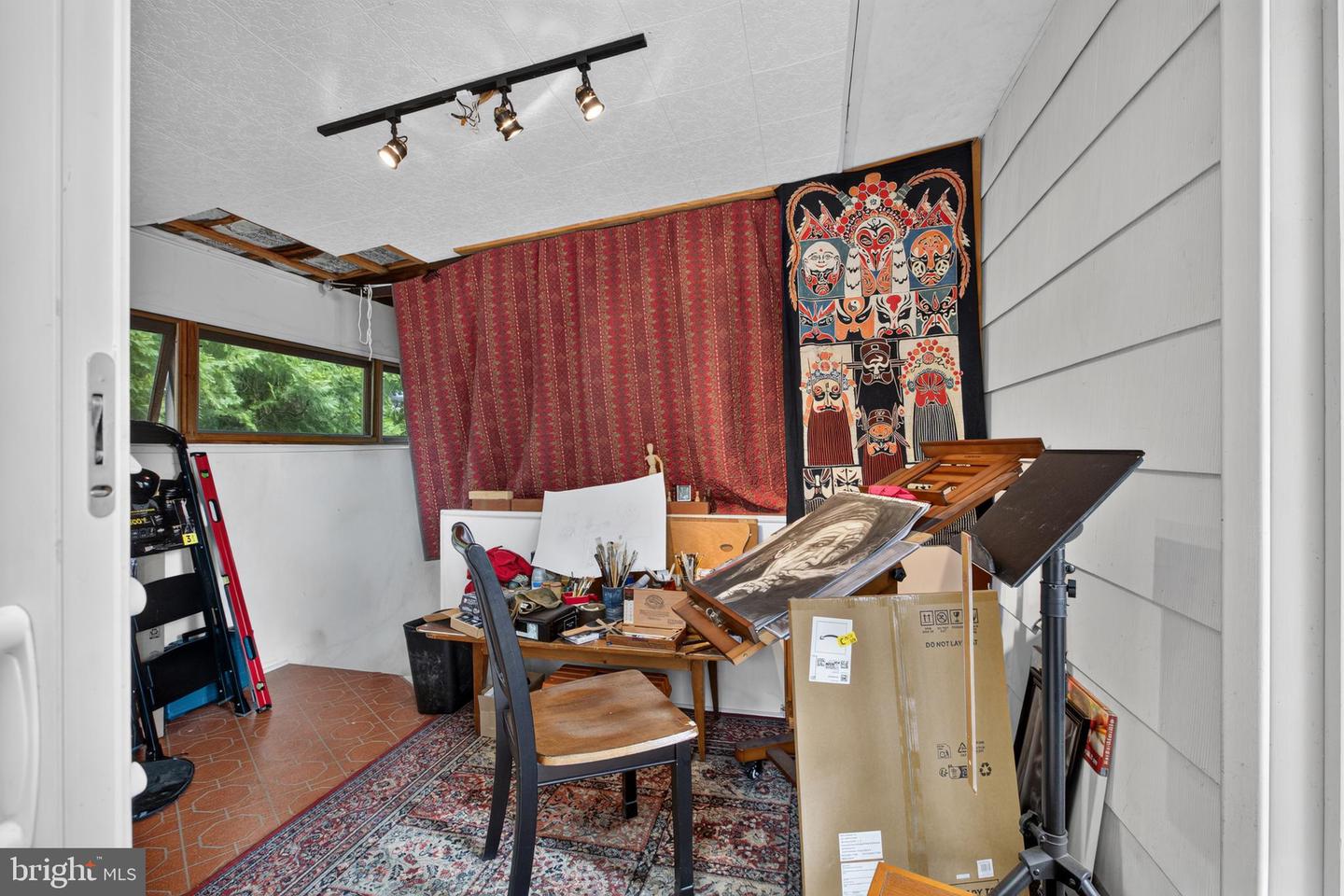 1402 Drake Rd Property Photo 48