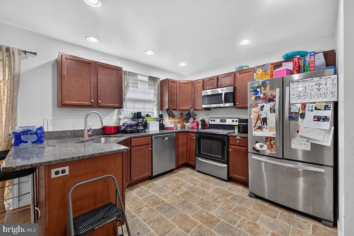 4 Tyrone Ave Property Photo 9