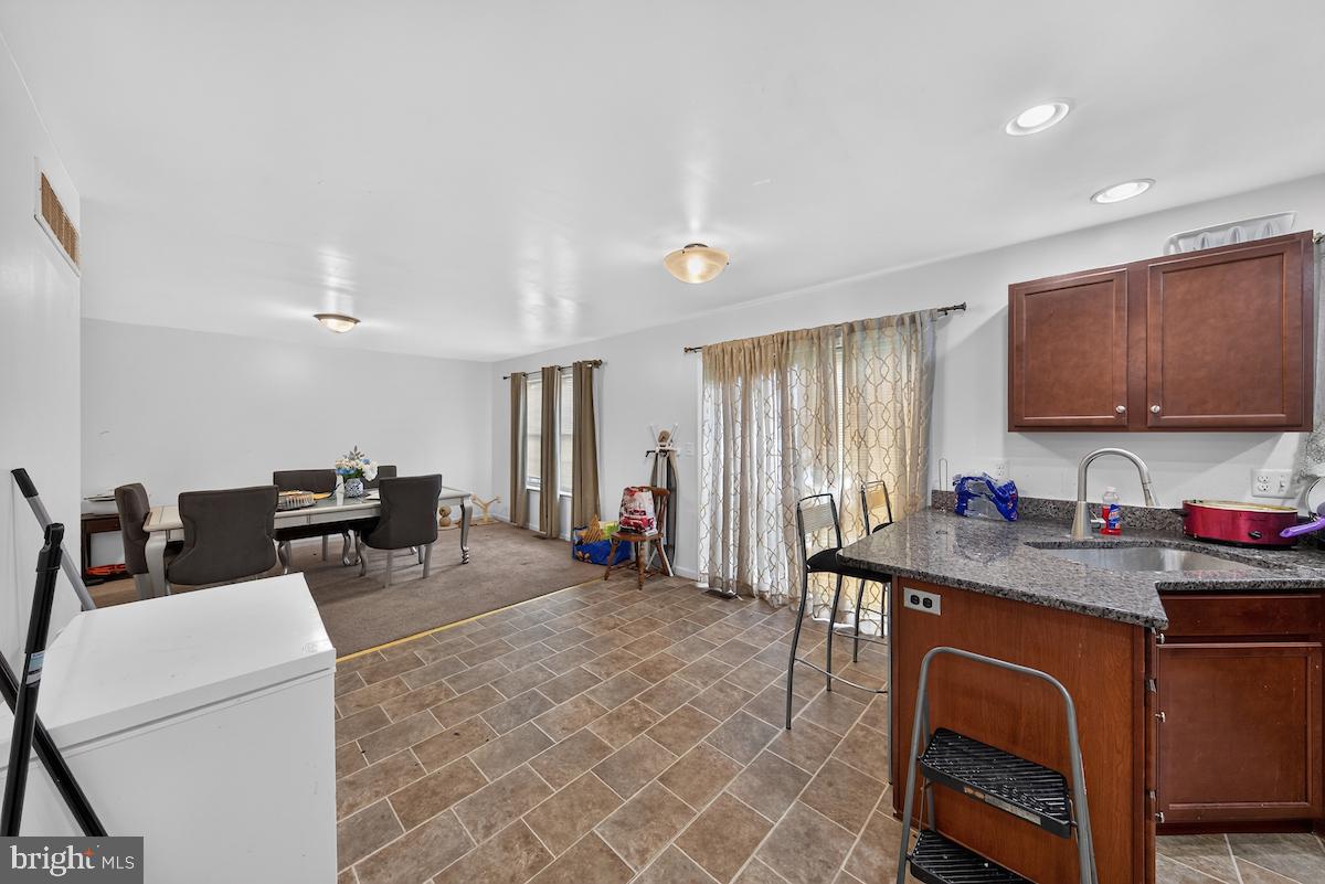 4 Tyrone Ave Property Photo 15